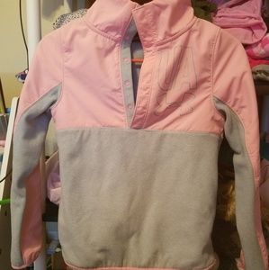 Under Armour girls pullover Medium